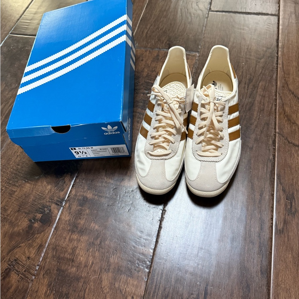 Adidas SL 72 0G Shoes size 9.5 women. New with box.